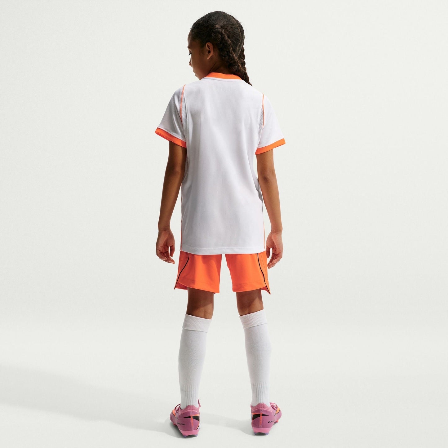 Conjunto Infantil Holanda 2026/27 II - detalhe