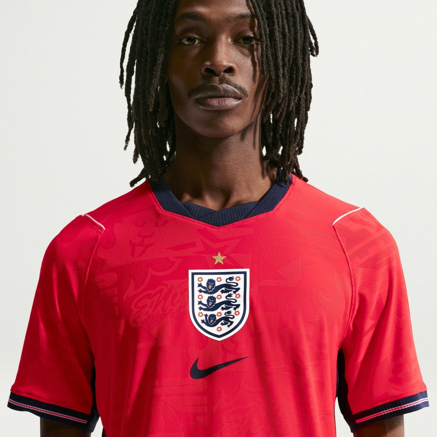 Camisa Inglaterra 2026/27 I Jogador - vista traseira