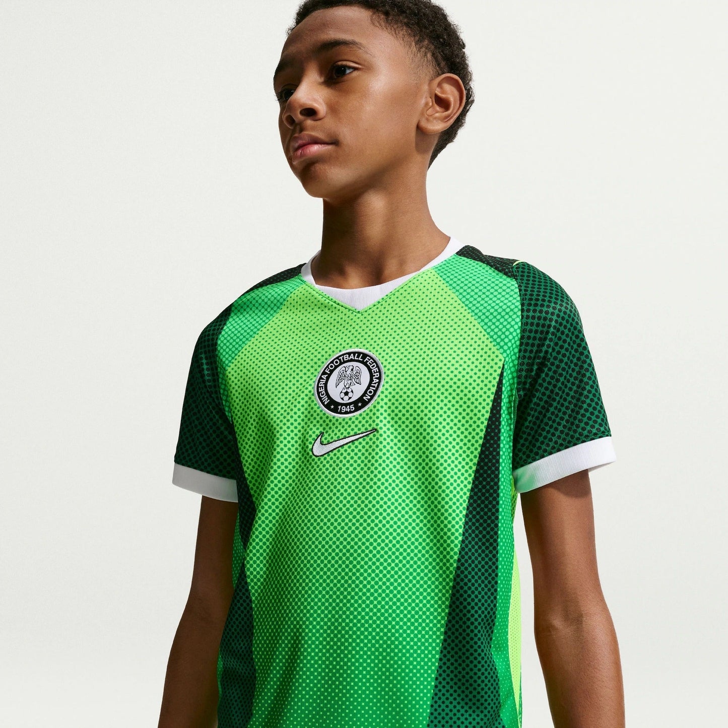 Conjunto Infantil Nigéria 2026/27 I Kit - detalhe