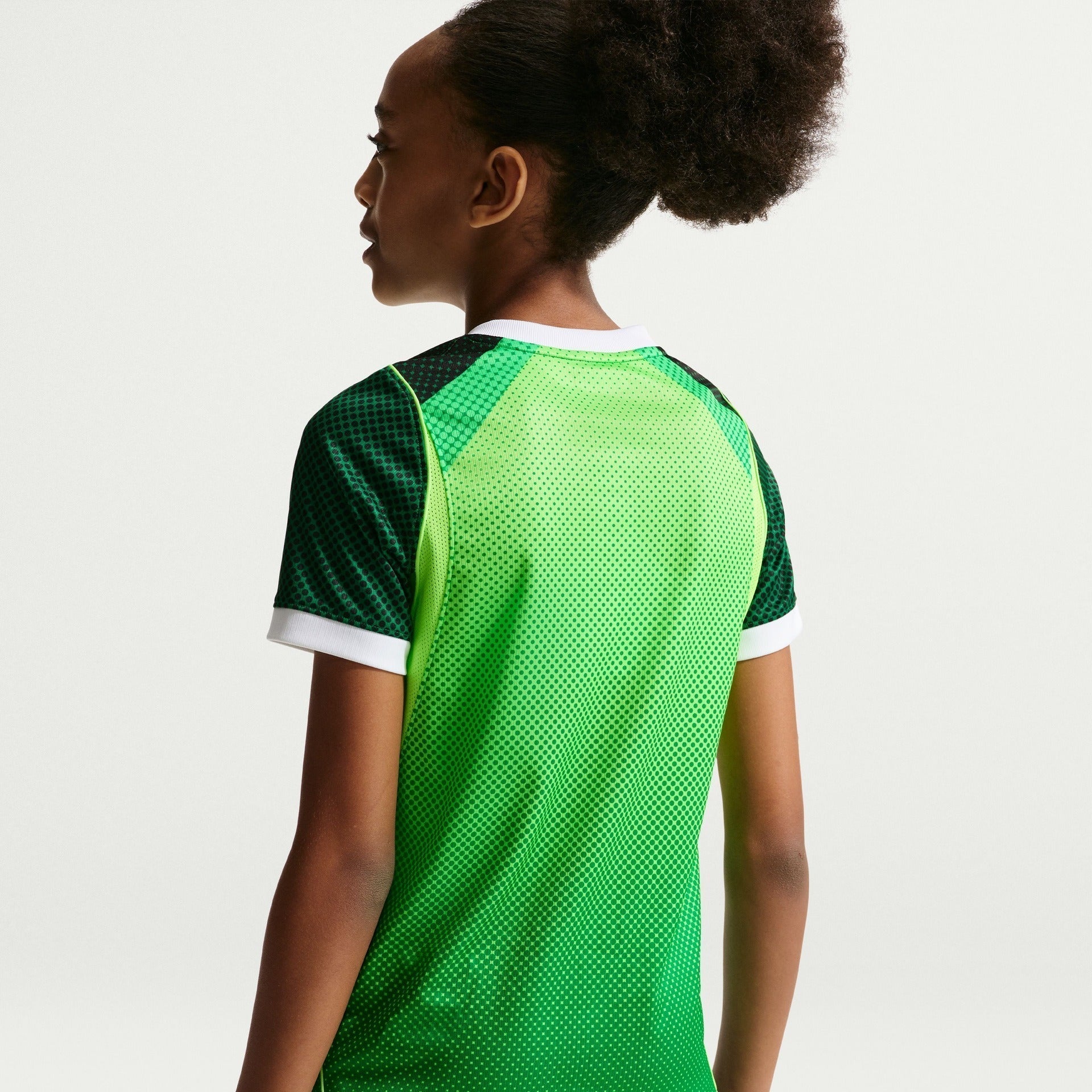 Conjunto Infantil Nigéria 2026/27 I Kit - detalhe