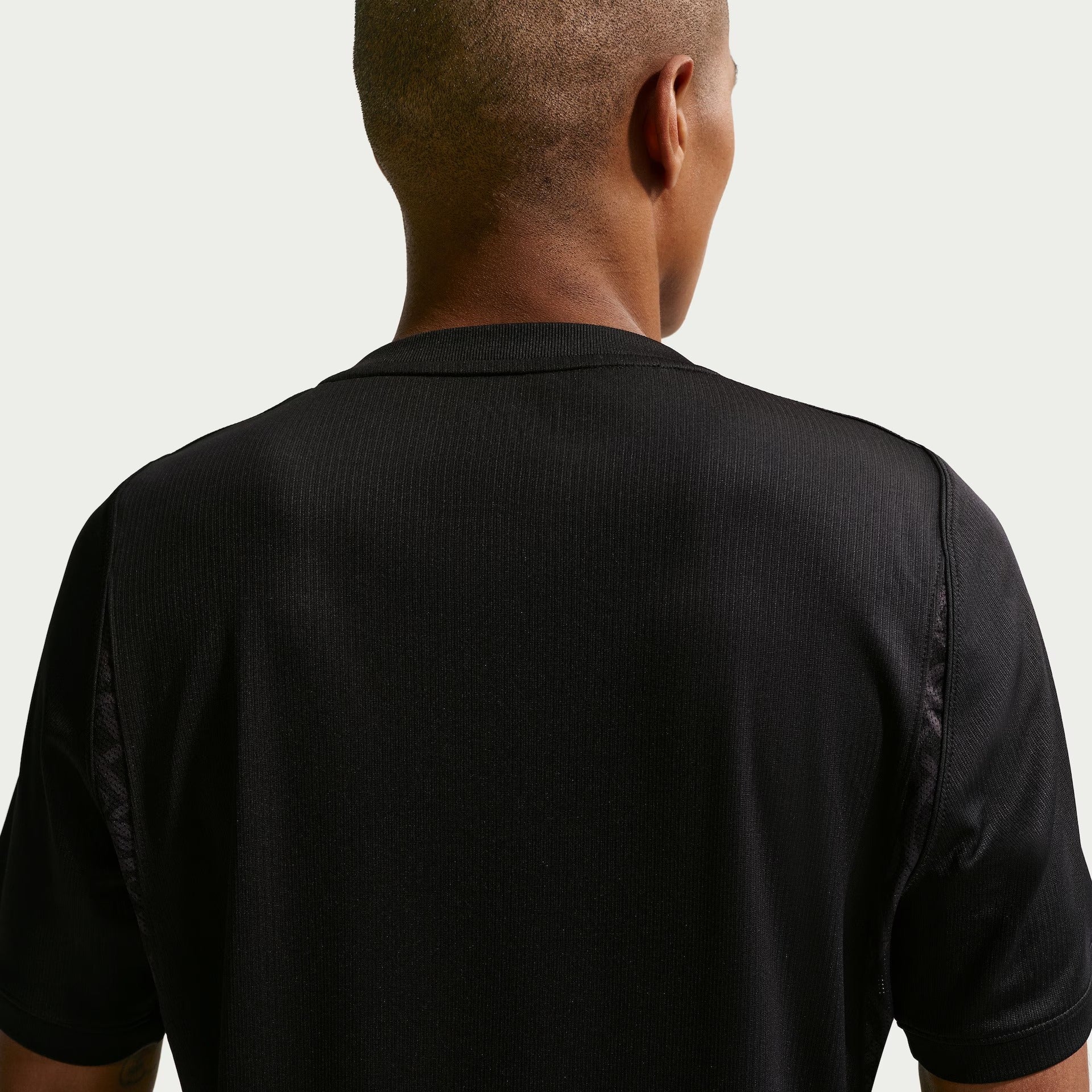 Camisa Noruega 2026/27 II - detalhe da gola