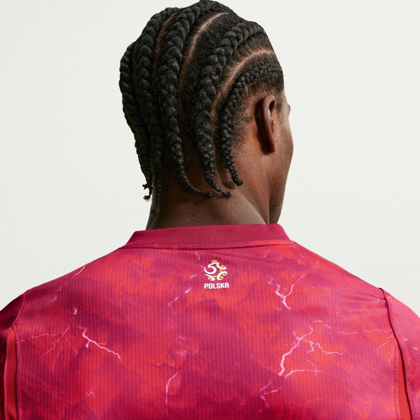 Camisa Polônia 2026/27 II - detalhe da manga