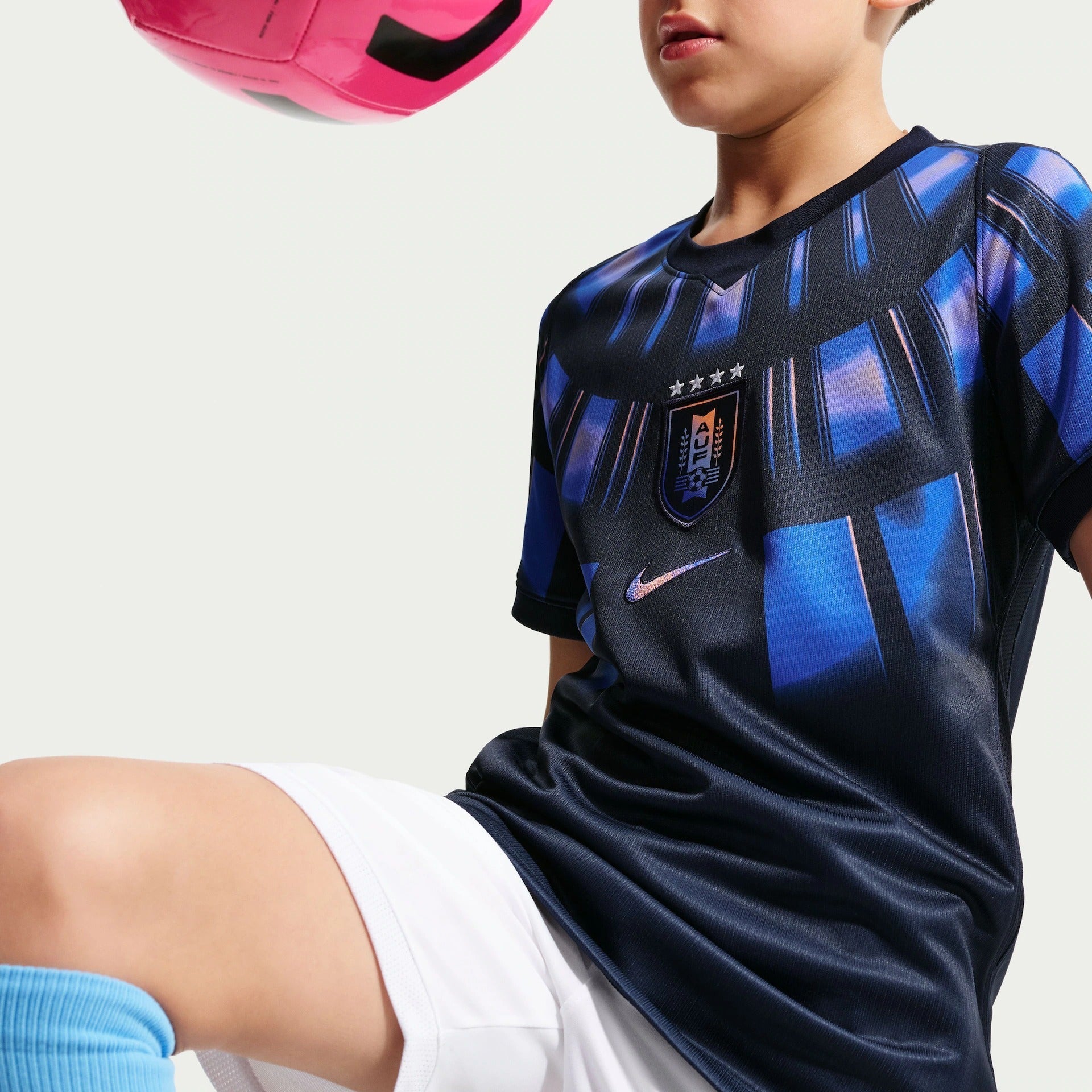 Conjunto Infantil Uruguai 2026/27 I - vista traseira