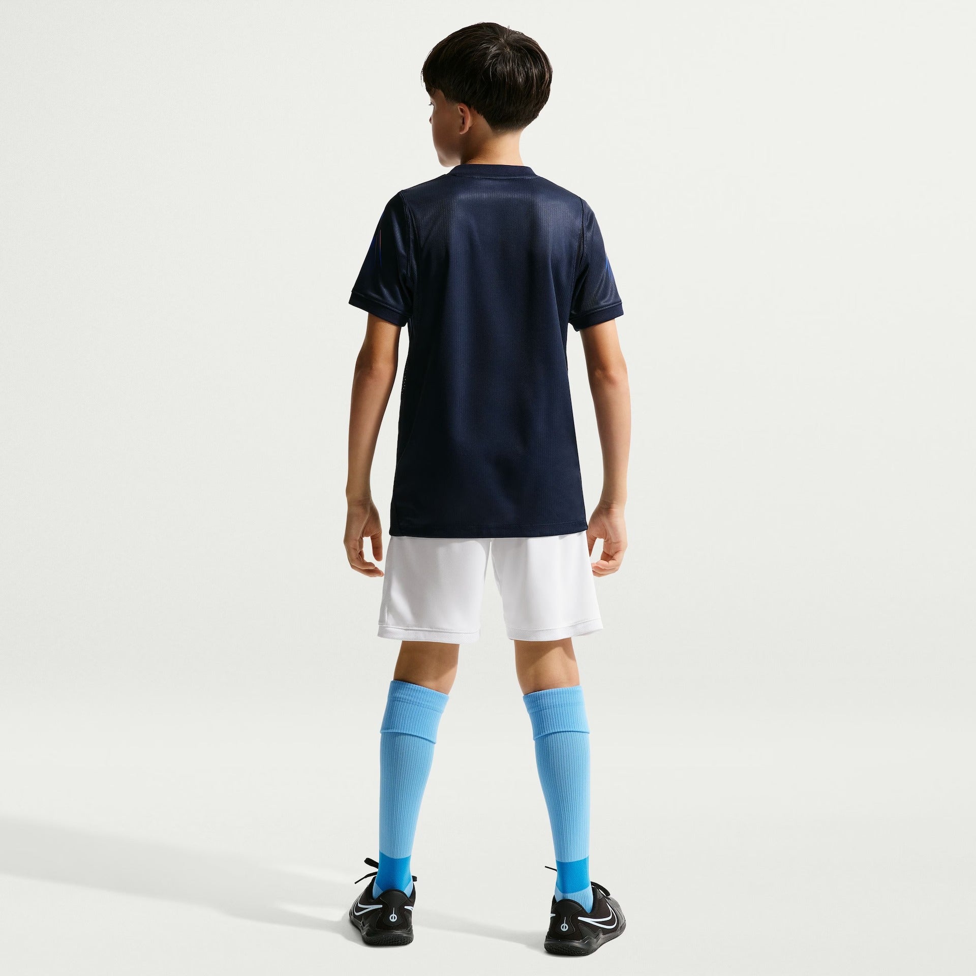 Conjunto Infantil Uruguai 2026/27 I - detalhe da gola