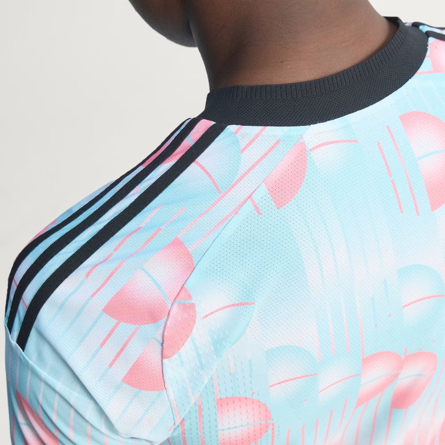 Camisa Bélgica 2026/27 II Jogador - detalhe da manga