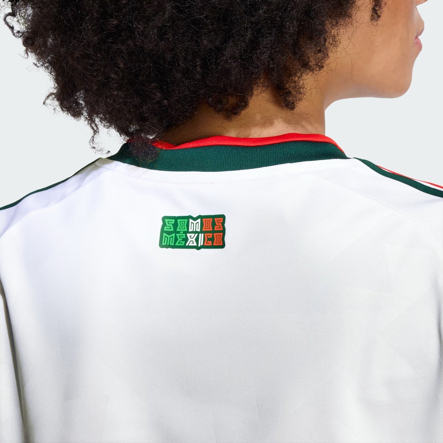 Camisa Feminina México 2026/27 II - detalhe da manga