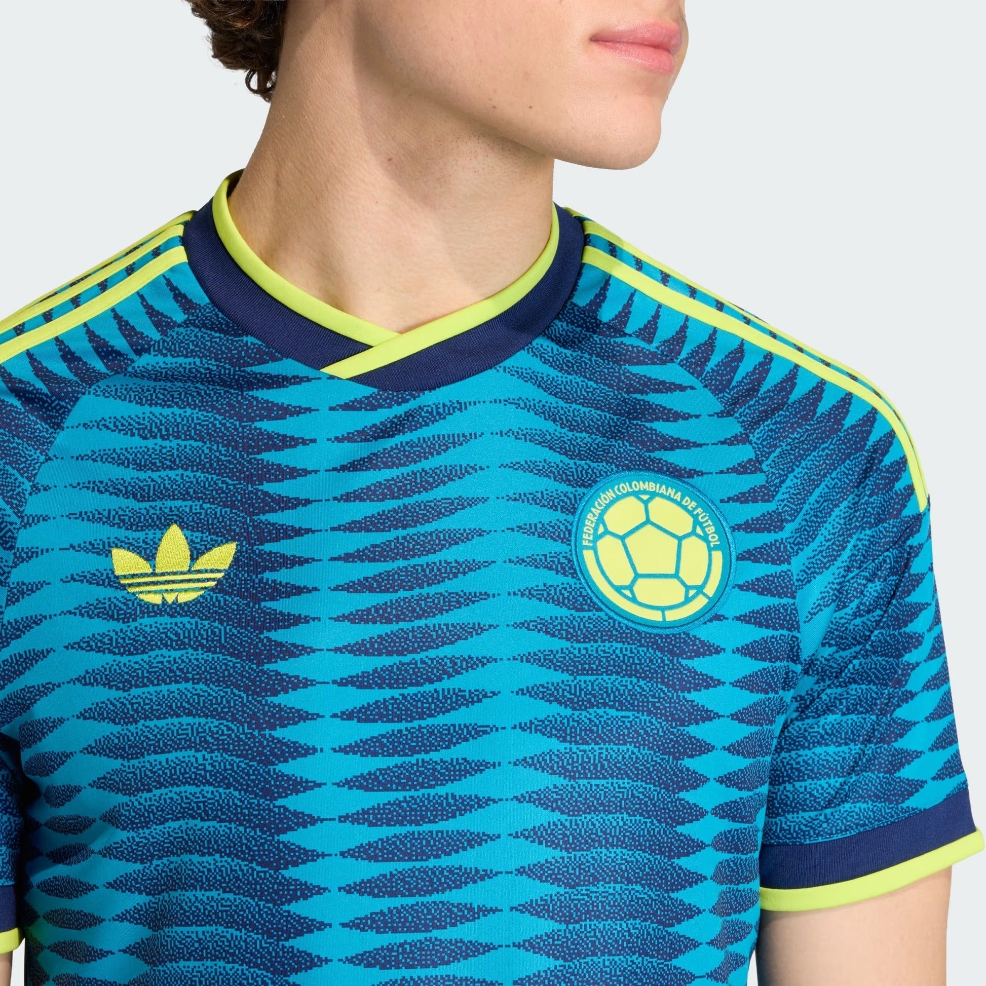 Camisa Colômbia 2026/27 II - detalhe da manga