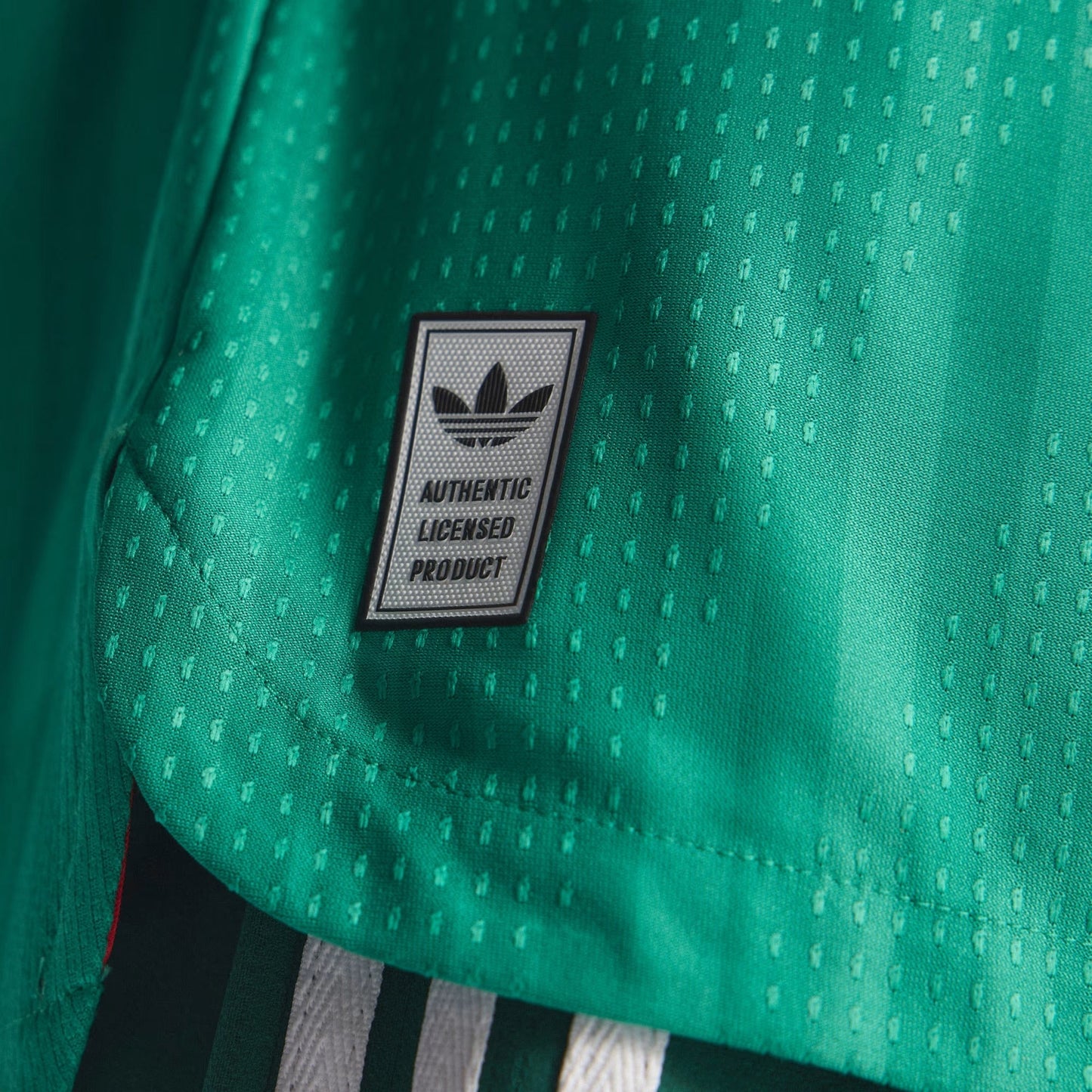 Camisa Argélia 2026/27 II Jogador - detalhe da manga