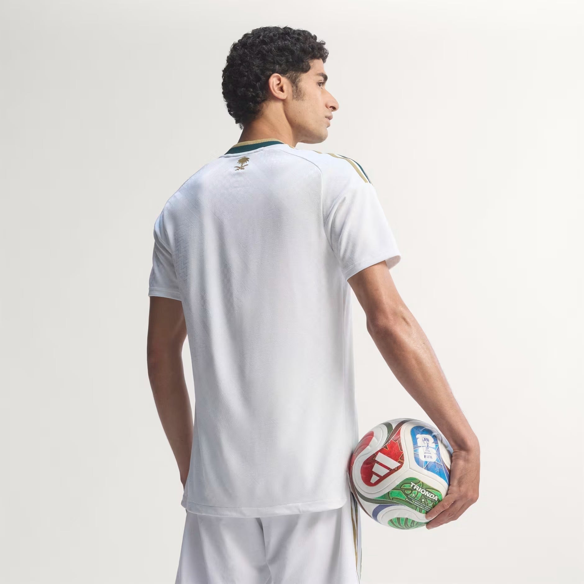 Camisa Arábia Saudita 2026/27 II Jogador - vista traseira