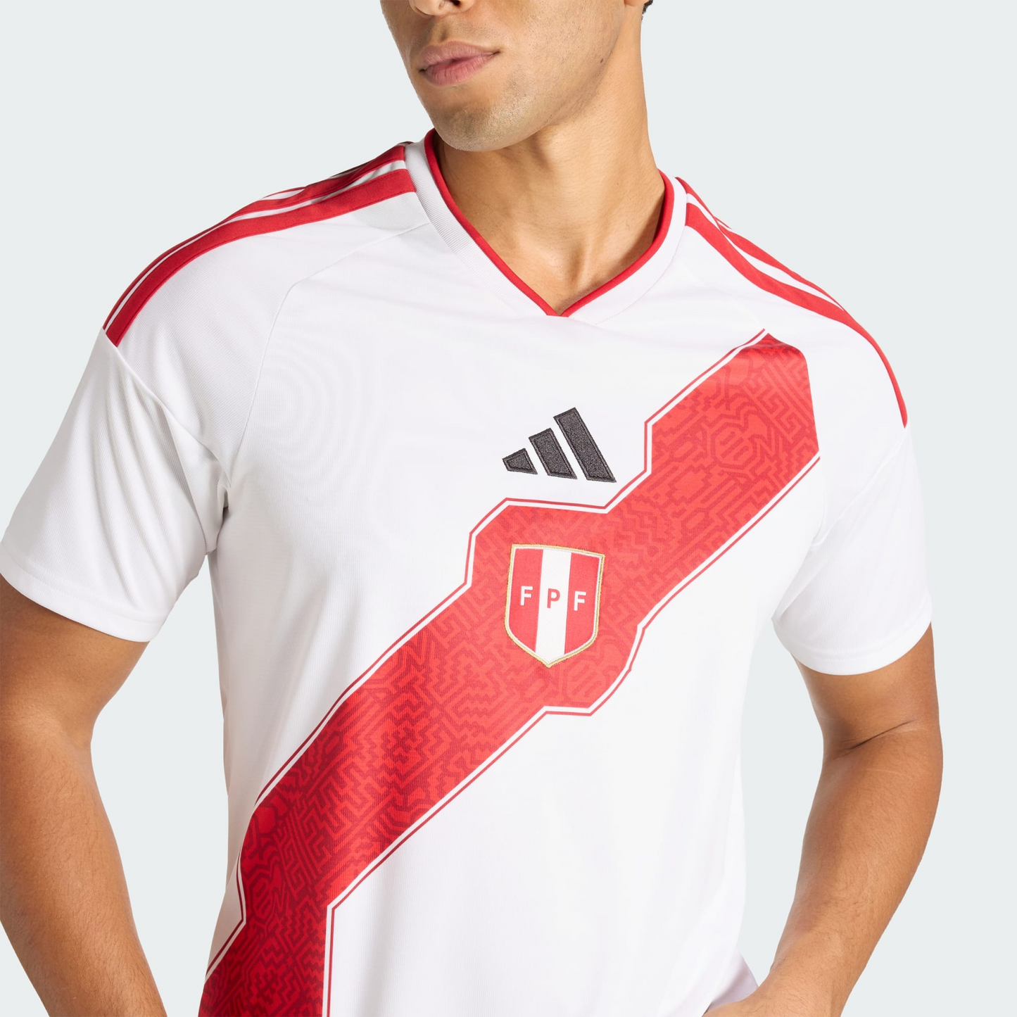 Camisa Adidas Peru 2026/27 I - etiqueta