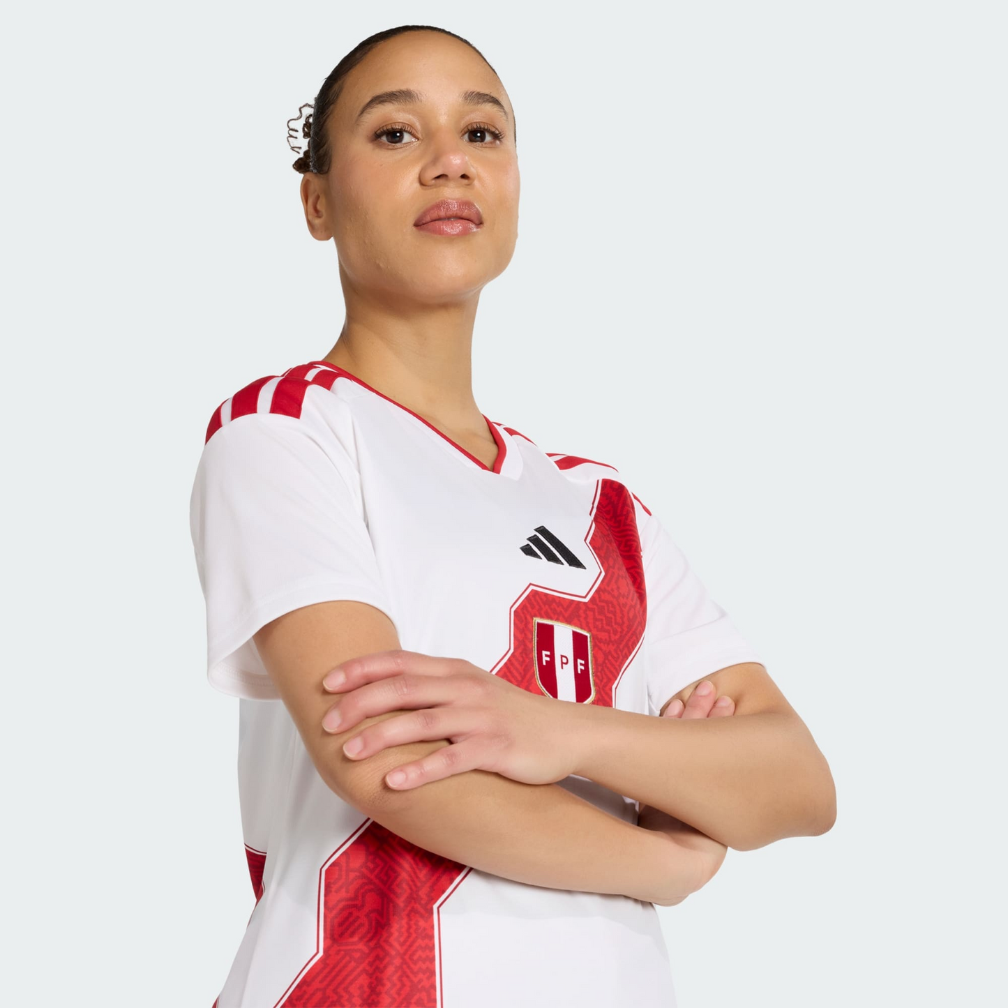 Camisa Feminina Peru 2026/27 I - detalhe da gola