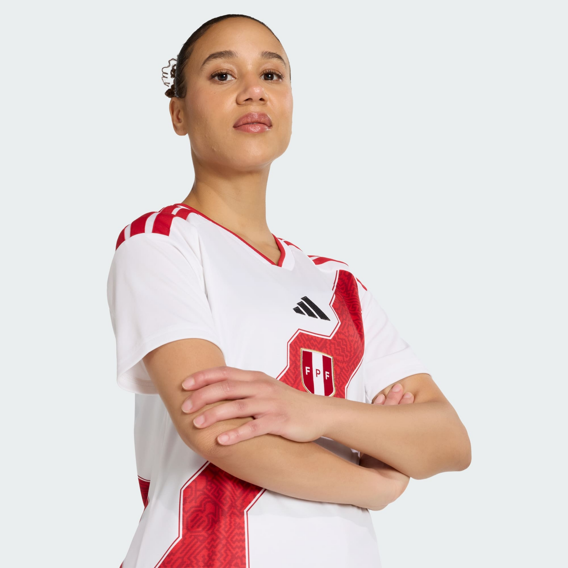 Camisa Feminina Peru 2026/27 I - detalhe da gola