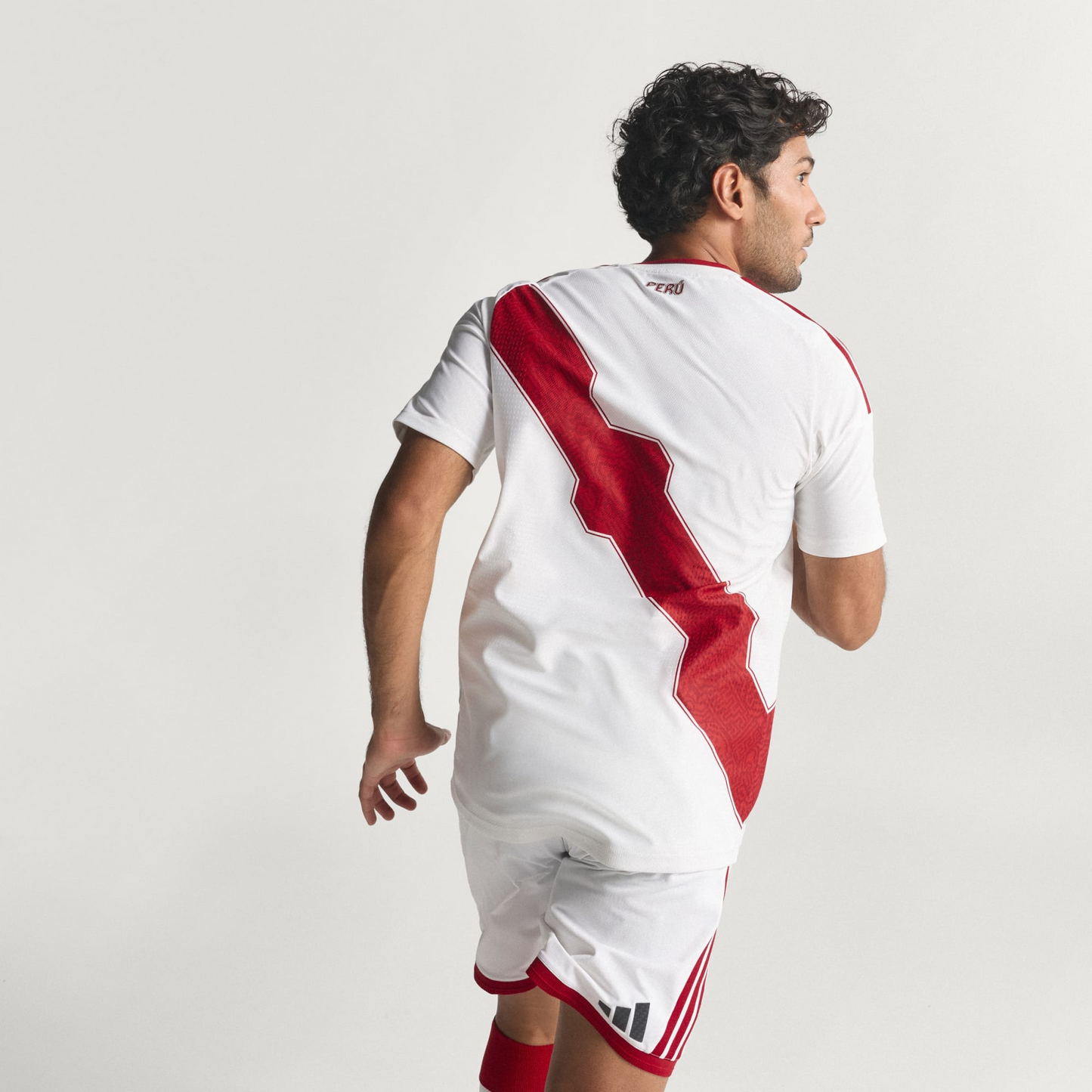 Camisa Peru 2026/27 I Jogador - detalhe
