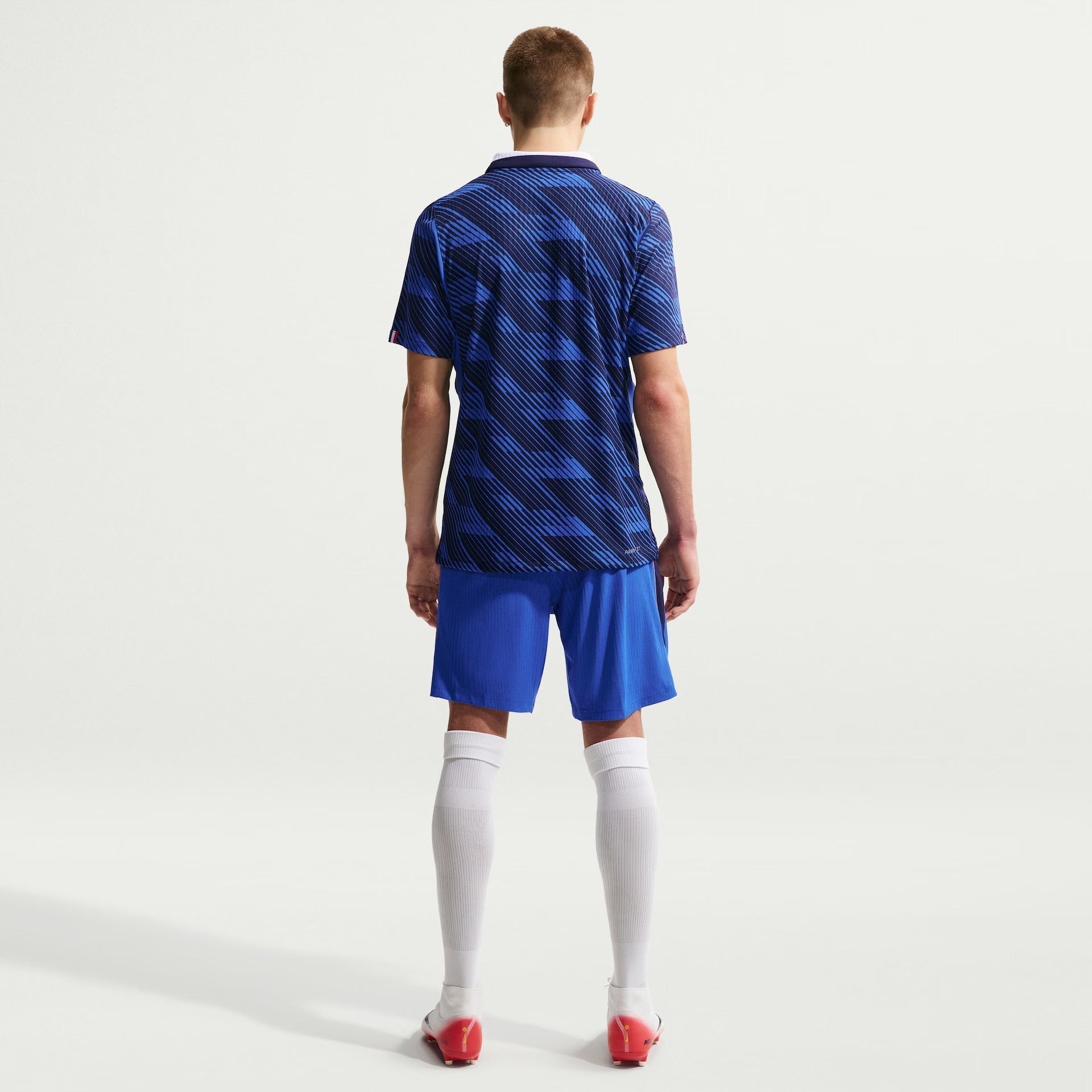 Camisa França 2026/27 I - detalhe da manga