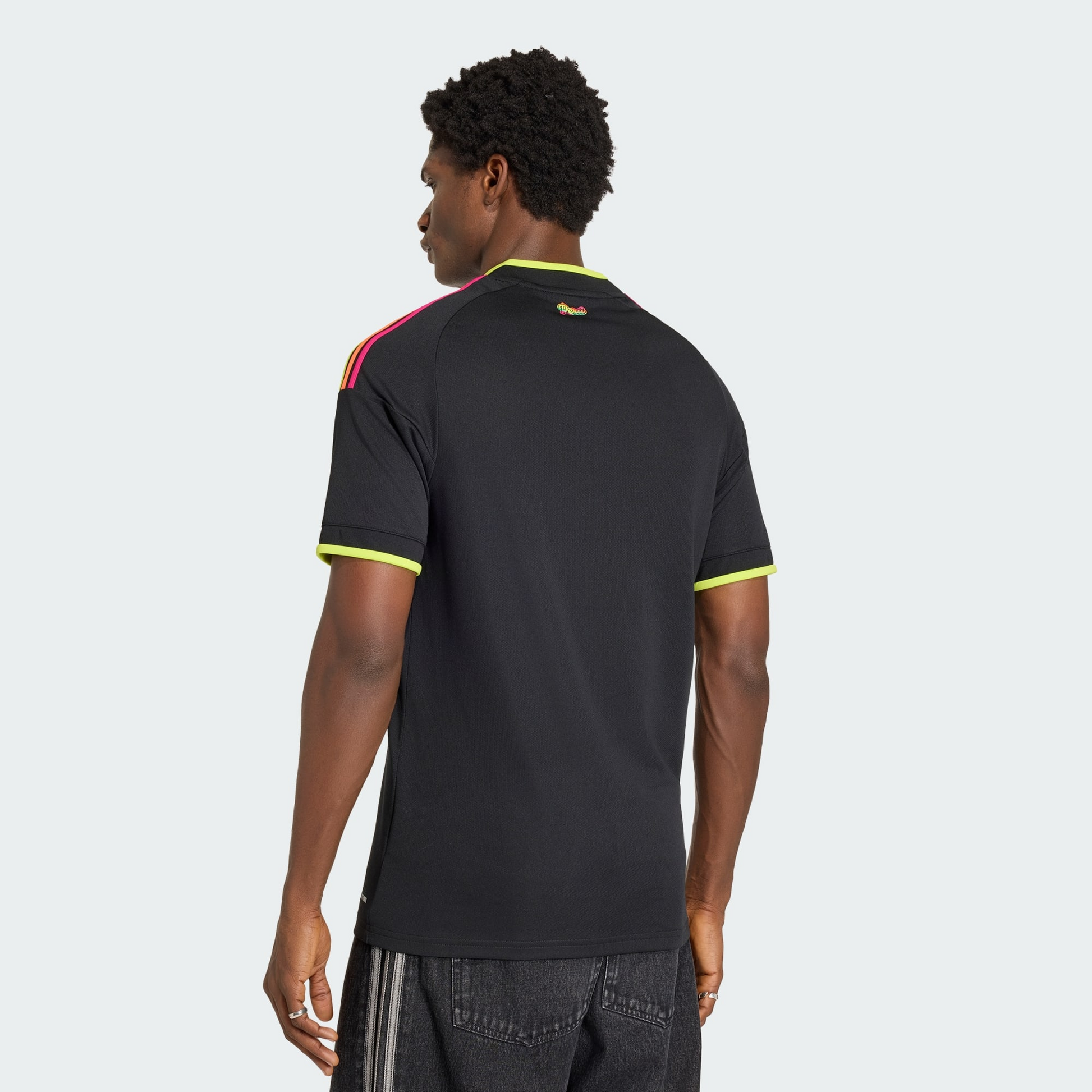 Camisa Adidas Peru 2026/27 II - vista traseira