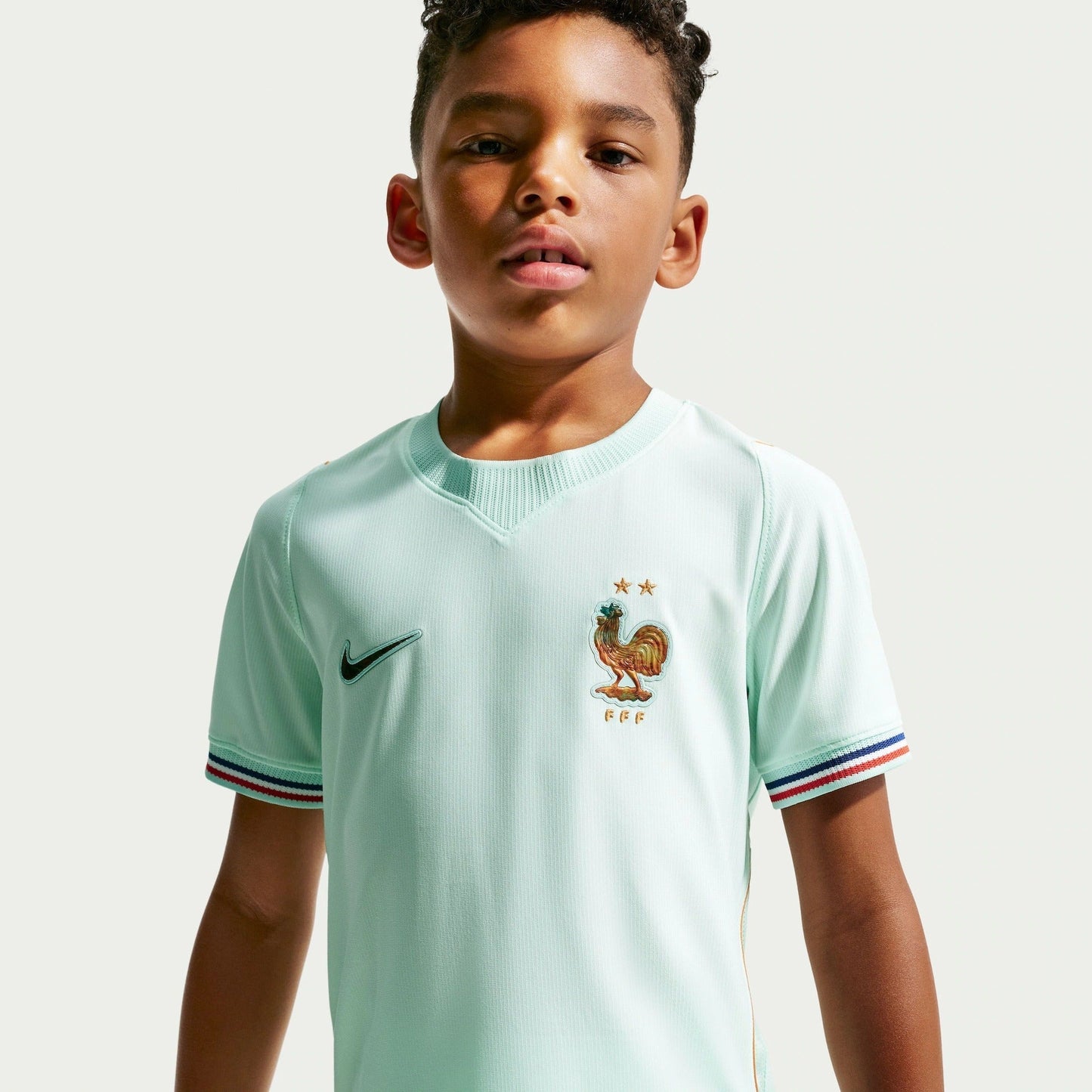 Conjunto Infantil França 2026/27 II Kit - detalhe