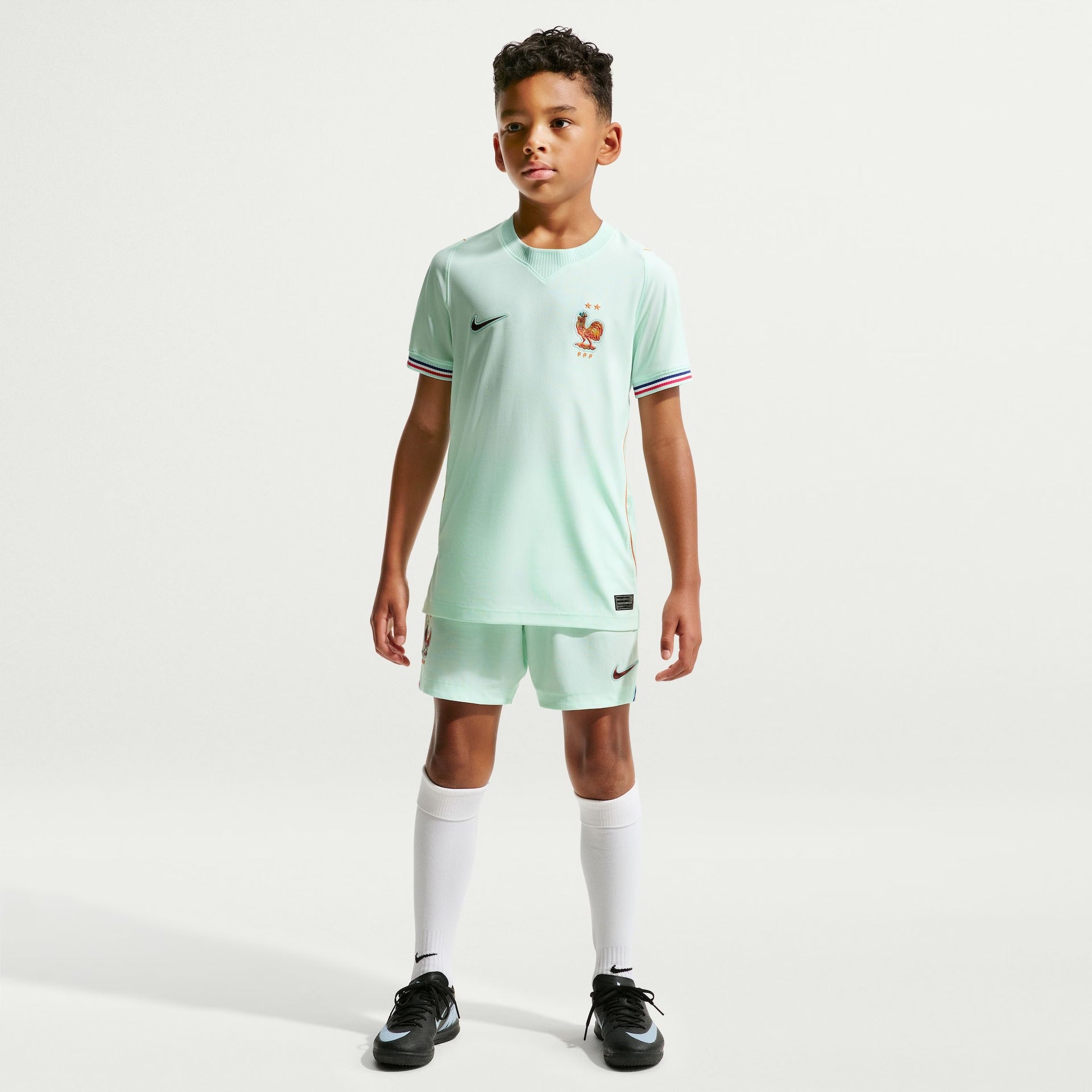 Conjunto Infantil França 2026/27 II Kit - detalhe