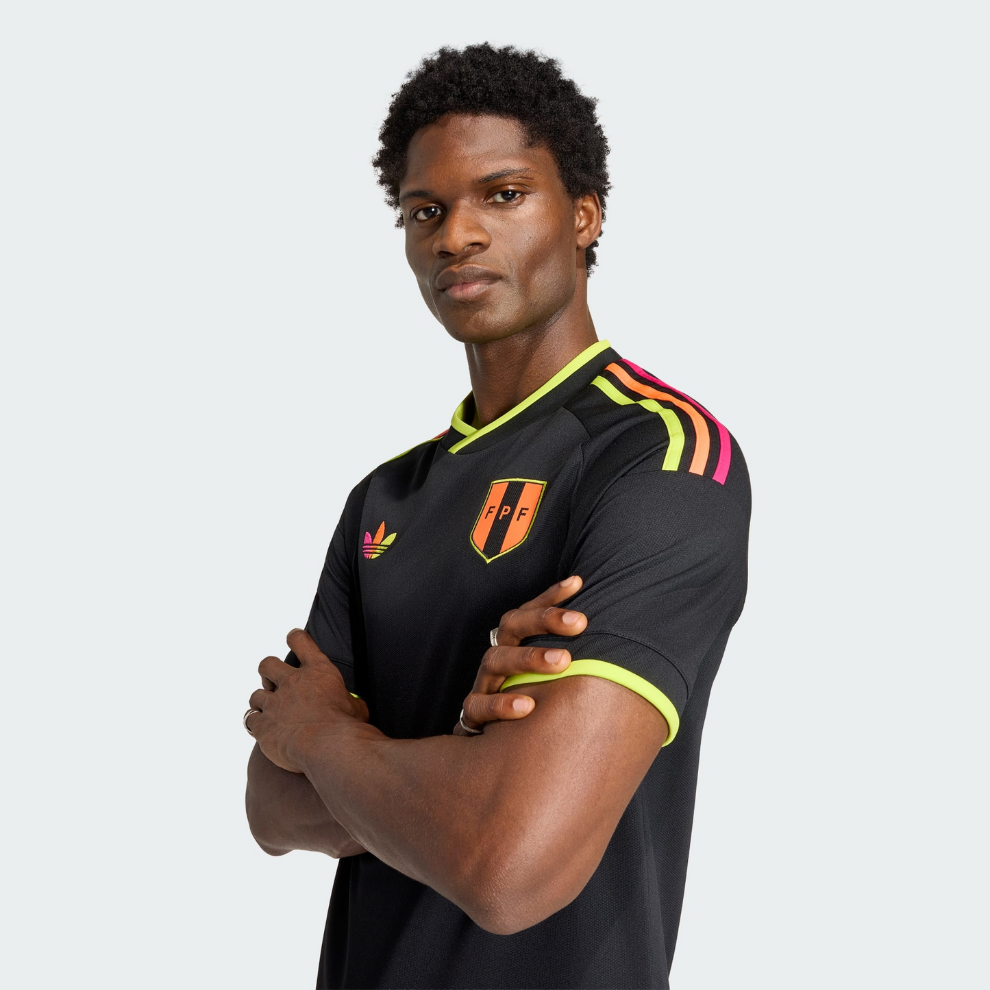 Camisa Adidas Peru 2026/27 II - etiqueta