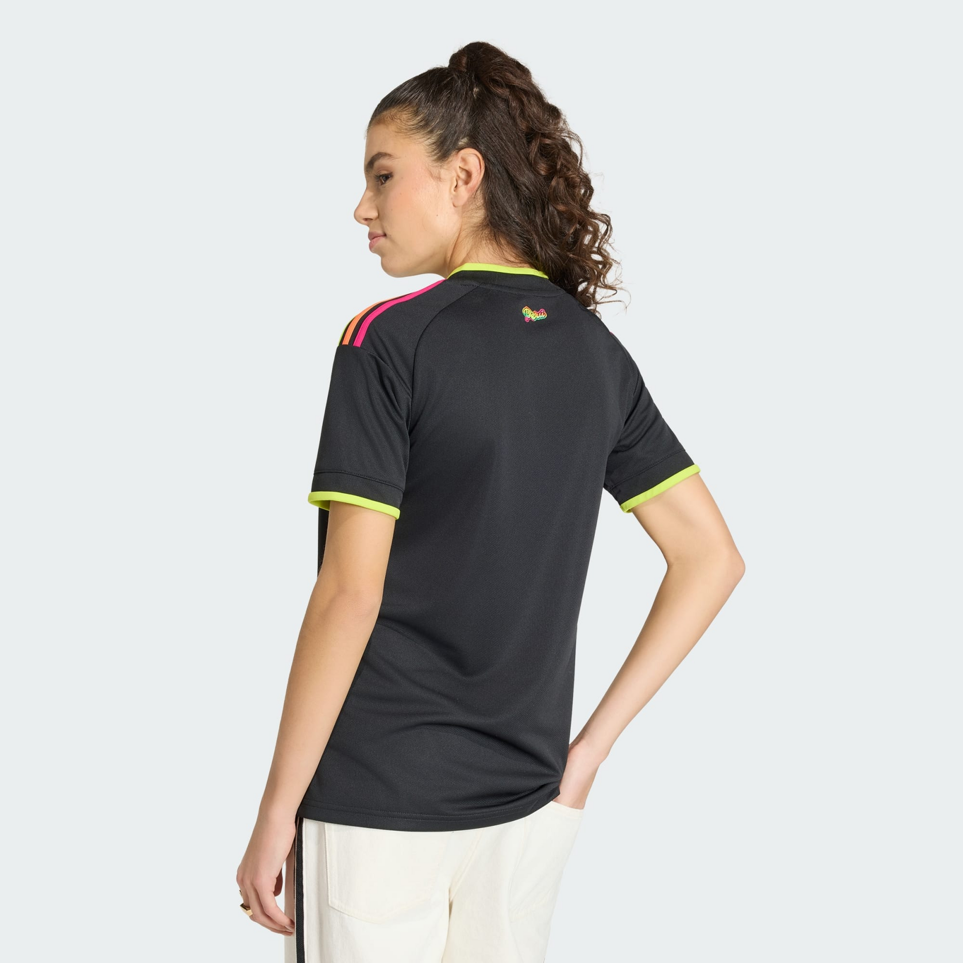 Camisa Feminina Peru 2026/27 II - vista traseira