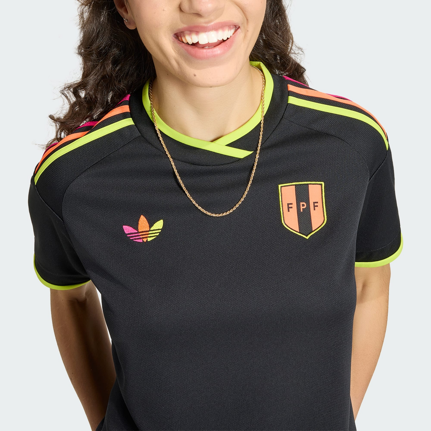 Camisa Feminina Peru 2026/27 II - detalhe