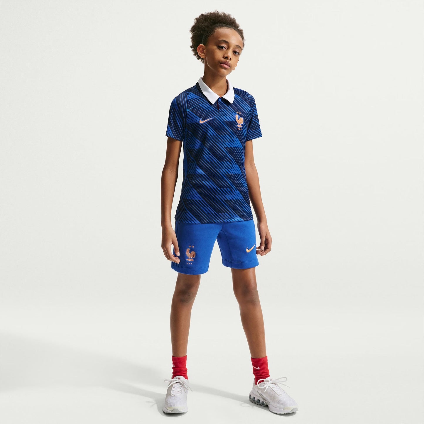 Conjunto Infantil França 2026/27 I Kit - detalhe da manga