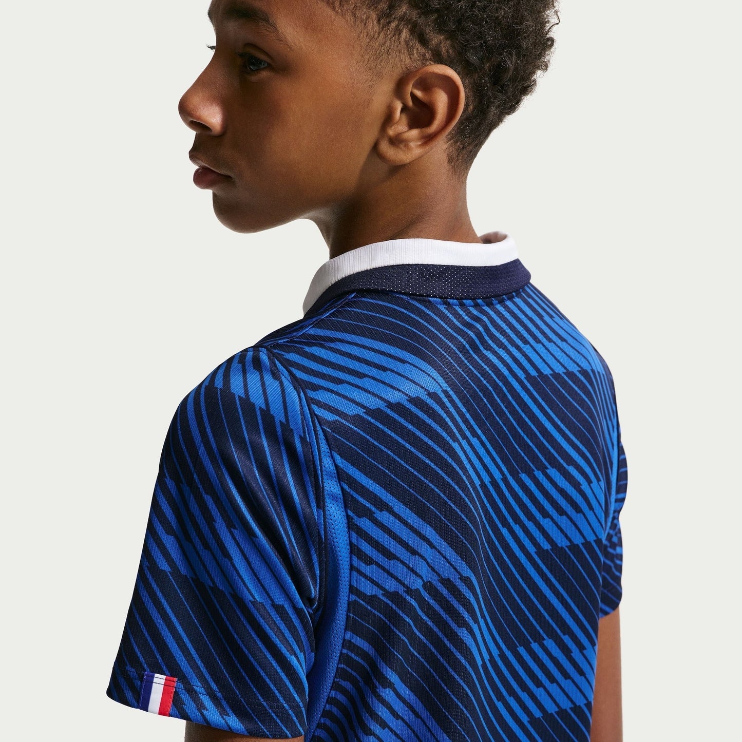 Conjunto Infantil França 2026/27 I Kit - detalhe