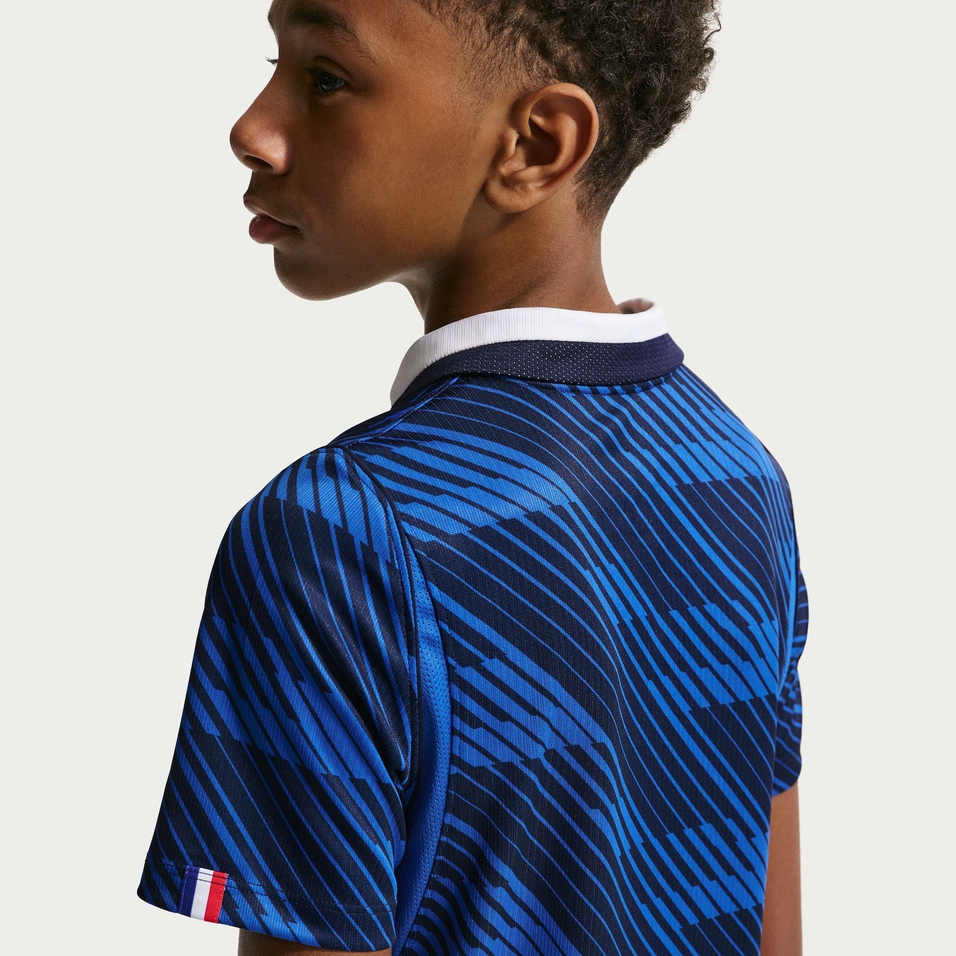 Conjunto Infantil França 2026/27 I Kit - detalhe