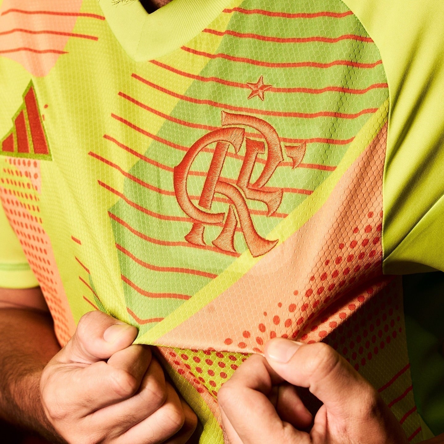 Camisa Adidas Flamengo 2025/26 I Goleiro - detalhe