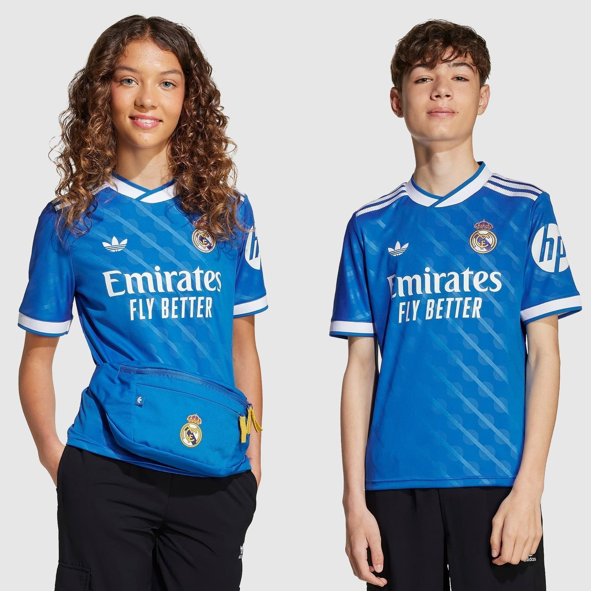Conjunto Infantil Adidas Real Madrid 2025/26 III - vista traseira