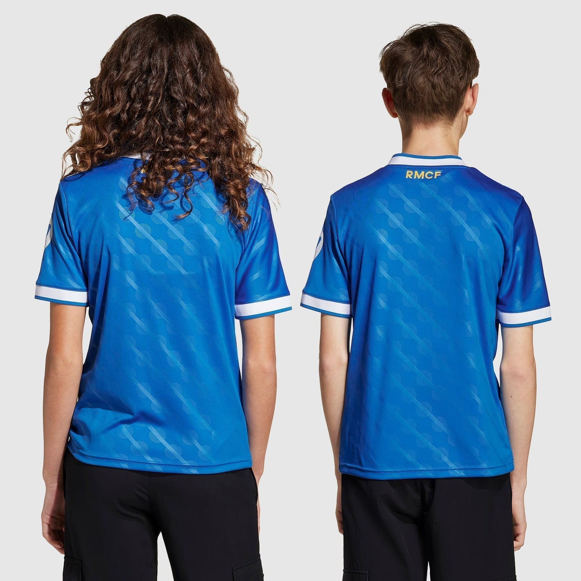 Conjunto Infantil Adidas Real Madrid 2025/26 III - detalhe da gola