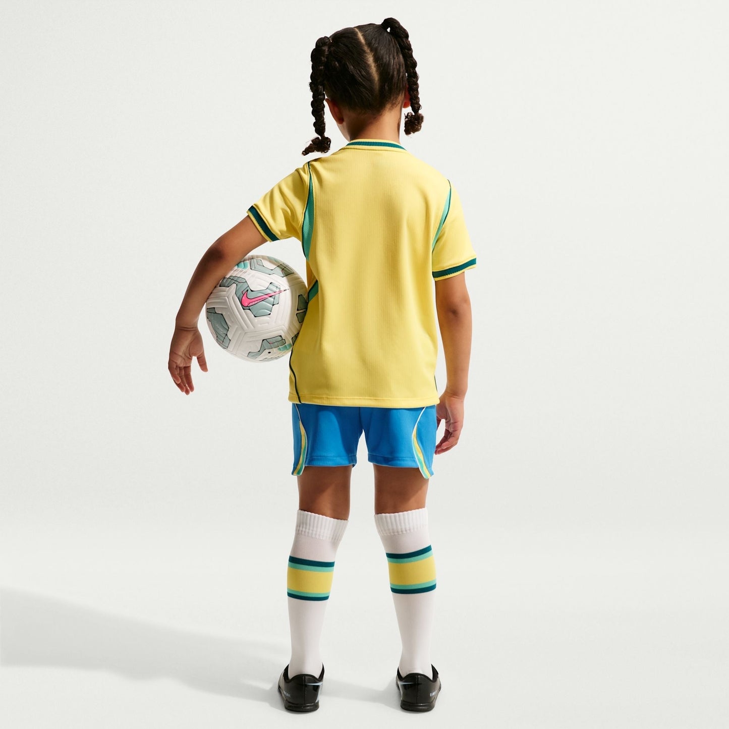 Conjunto Infantil Seleção Brasileira 2026/27 I - detalhe