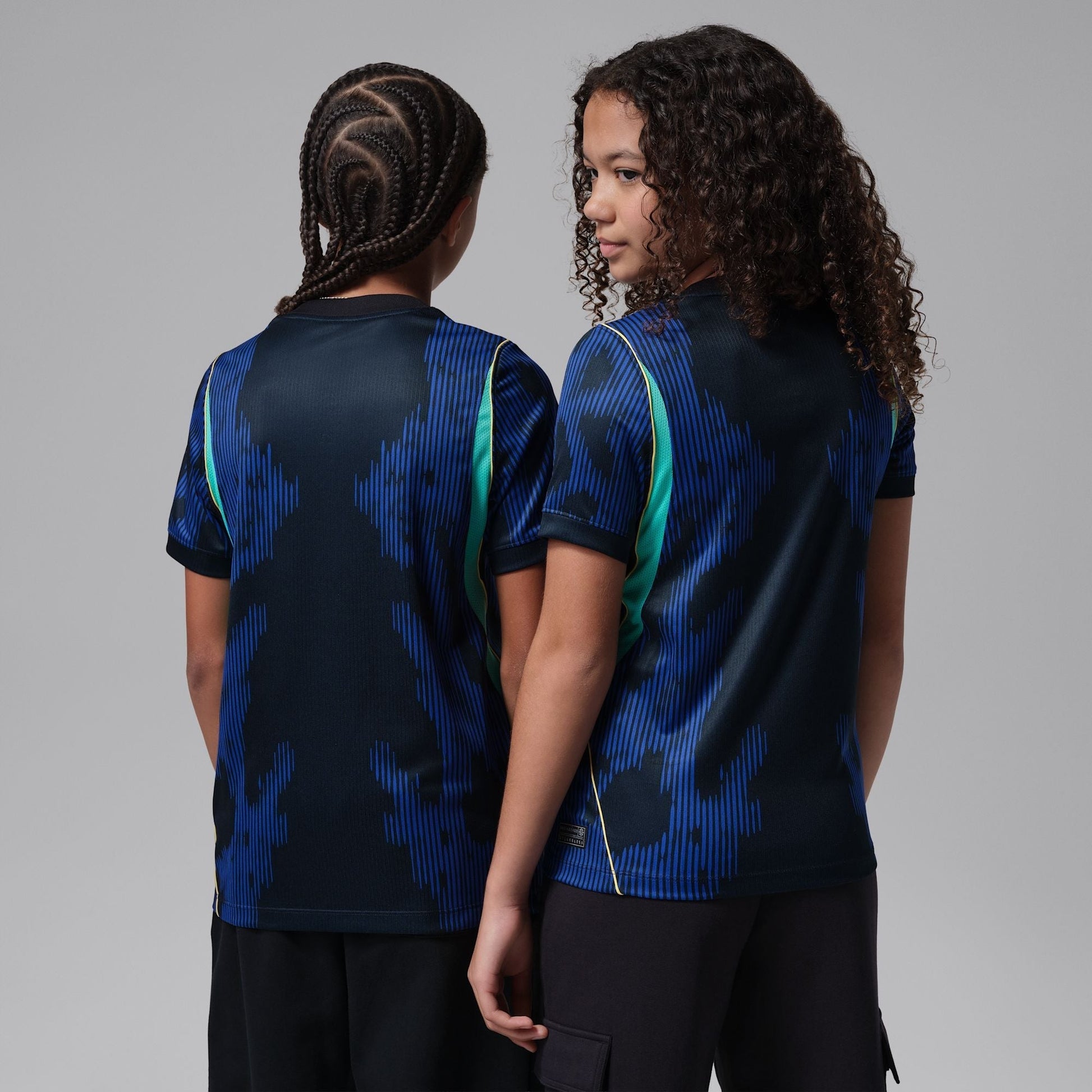 Conjunto Infantil Seleção Brasileira 2026/27 II - vista traseira