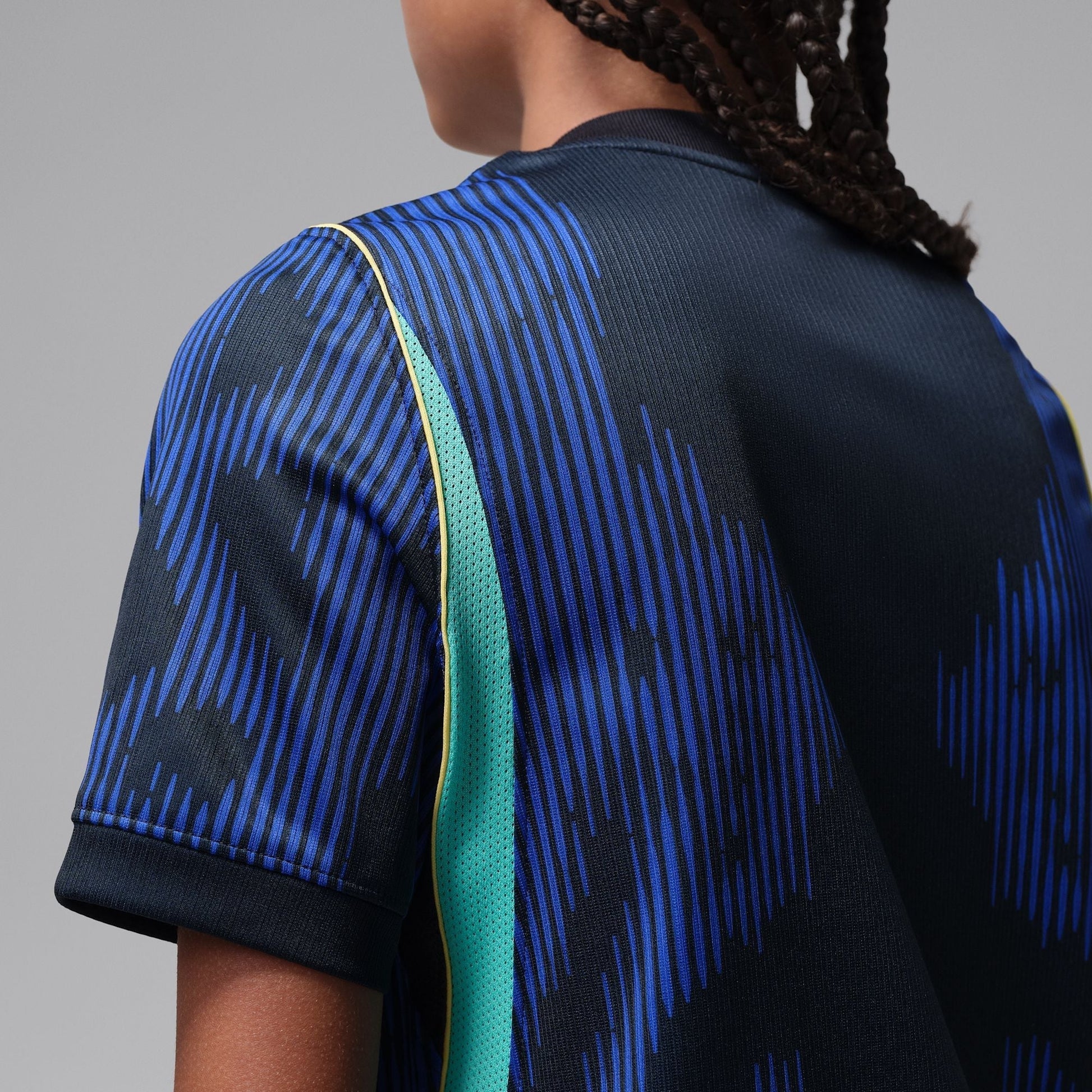 Conjunto Infantil Seleção Brasileira 2026/27 II - detalhe da gola